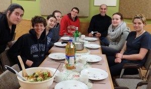 2015 MLC Youth group weekend retreat in Ottawa, dinner table in church basement