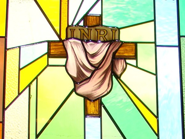 7. Good Friday: Day Of The Jesus‘ Death, Symbol: Cross With Inscription, INRI Stems From The Latin Phrase 'Iesus Nazarenus Rex Iudaeorum' Meaning 'Jesus Of Nazareth, King Of The Jews'. Flower: Rose = Triumph, Love, Markings Of The Wounds Of Christ