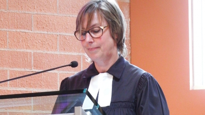 Pastor Claudia Ostarek