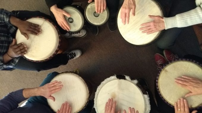 Drum Circle -7 Drums In A Circle