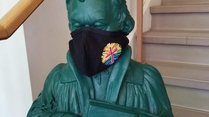 2020 MartinLuther Statue With Logo Mask-4x3